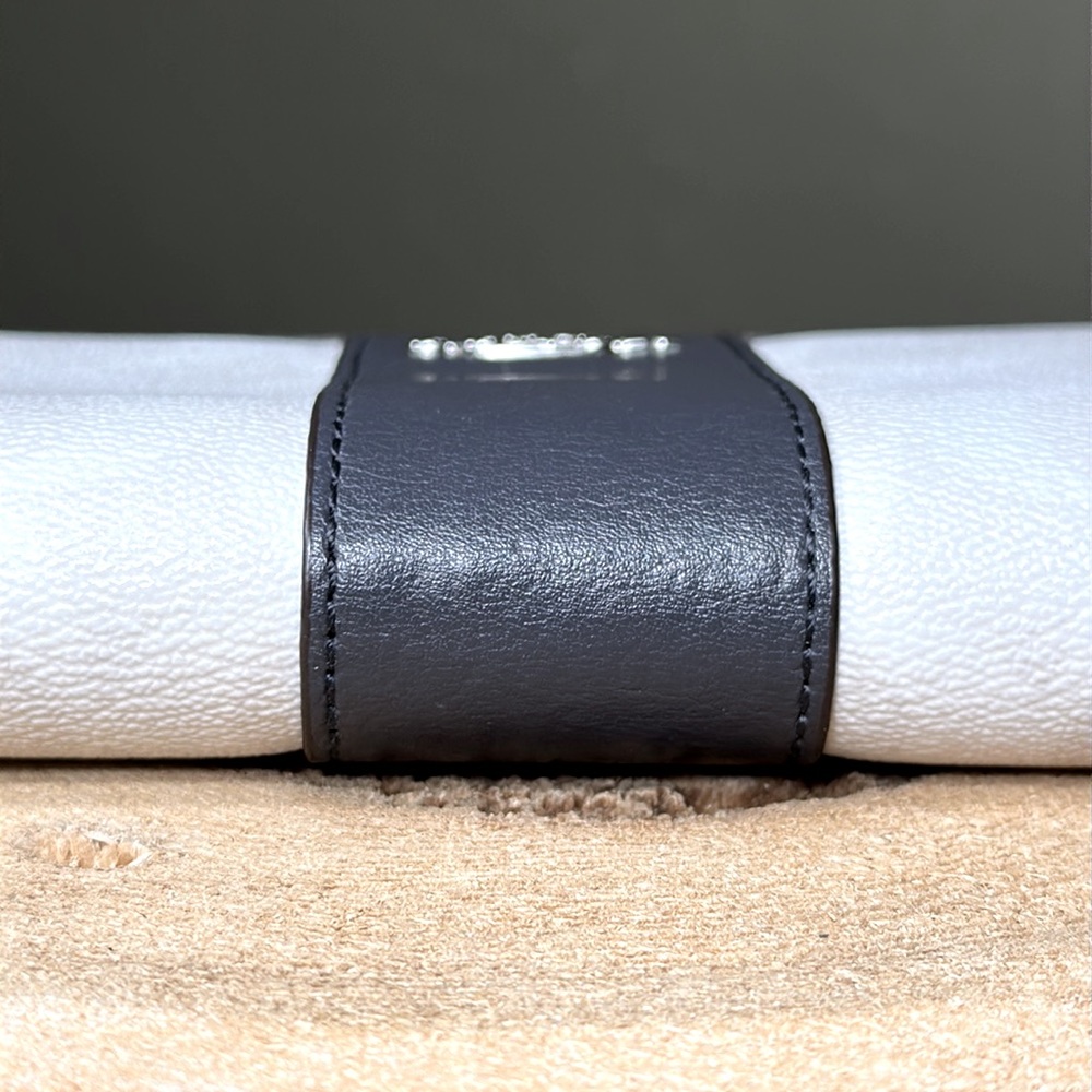COACH Accordion Zip Wallet In Signature Canvas - Picture 5 of 16